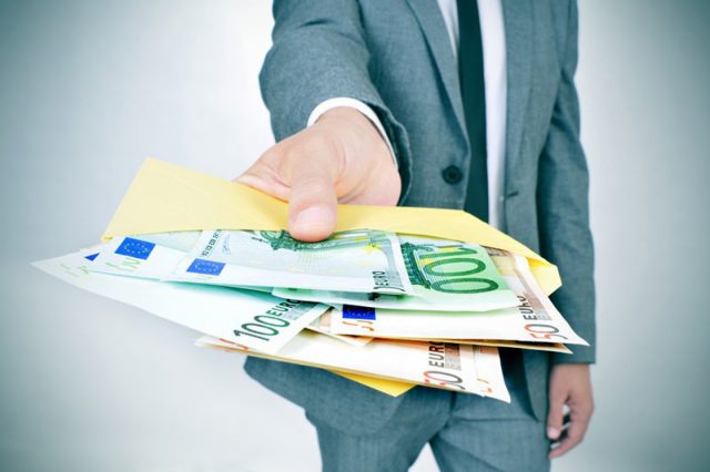 Preverite kaj je pomoč de minimis in kdo je upravičen do te pomoči?